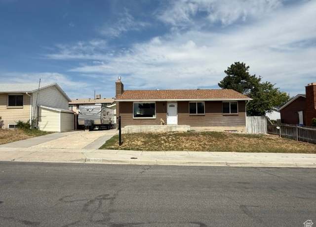 Property at 5032 W Highwood Dr, Kearns, UT 84118, 5 beds, 2 baths