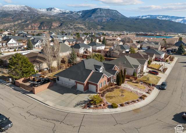 Property at 605 S 2175 W, Cedar City, UT 84720, 5 beds, 4 baths