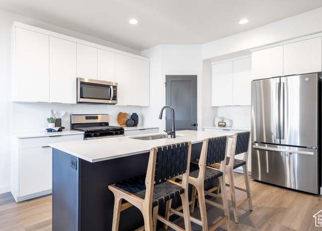Property at 3682 S 4625 W #226, West Haven, UT 84401, 3 beds, 2.5 baths