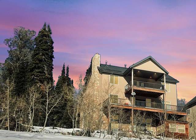 Property at 6741 E Aspen Dr N, Eden, UT 84310, 5 beds, 4 baths