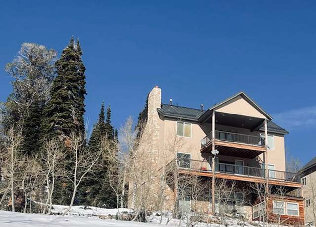 Property at 6741 E Aspen Dr N, Eden, UT 84310, 5 beds, 4 baths