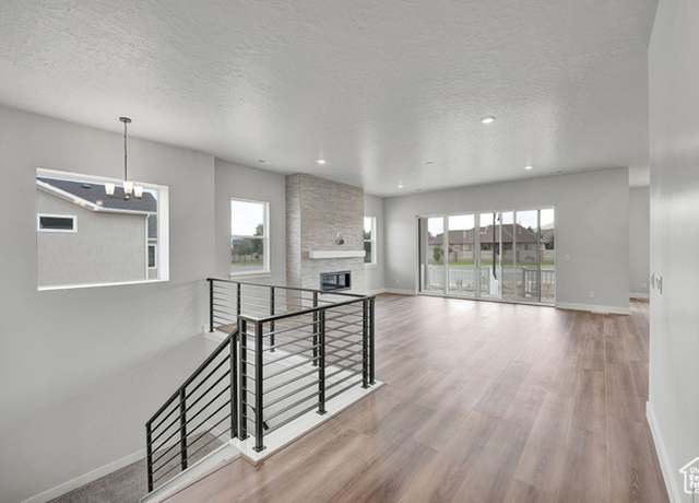 Property at 6199 W Wapiti Ridge Ln #333, Herriman, UT 84096, 4 beds, 3.5 baths