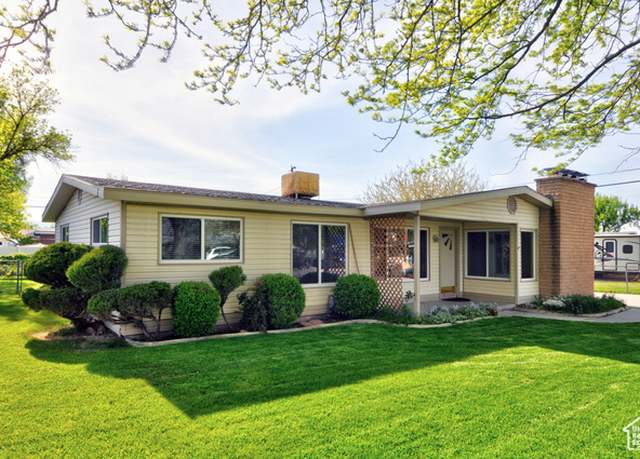 Property at 3352 S Hillsdale Dr, West Valley City, UT 84119, 3 beds, 2 baths