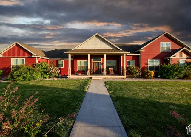 Property at 2609 W 3075 S, West Haven, UT 84401, 5 beds, 5 baths