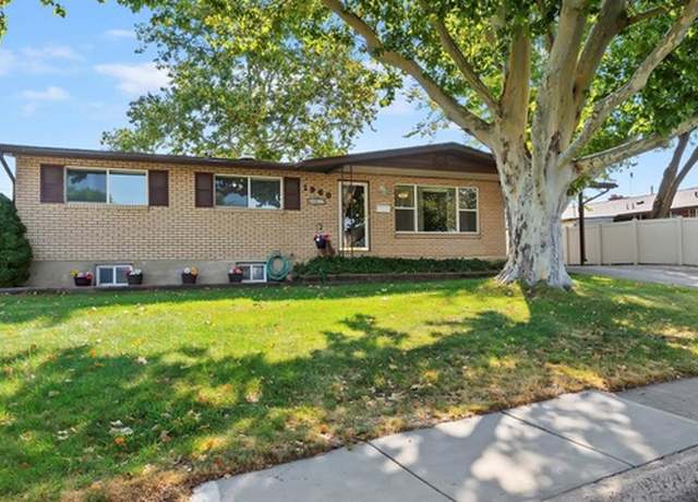 Property at 1960 N 400 W, Sunset, UT 84015, 5 beds, 3 baths