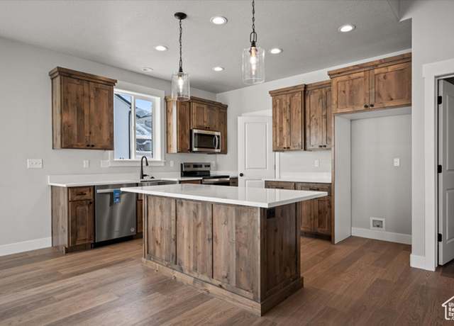 Property at 855 E 410 N #157, Hyde Park, UT 84318, 3 beds, 2.5 baths