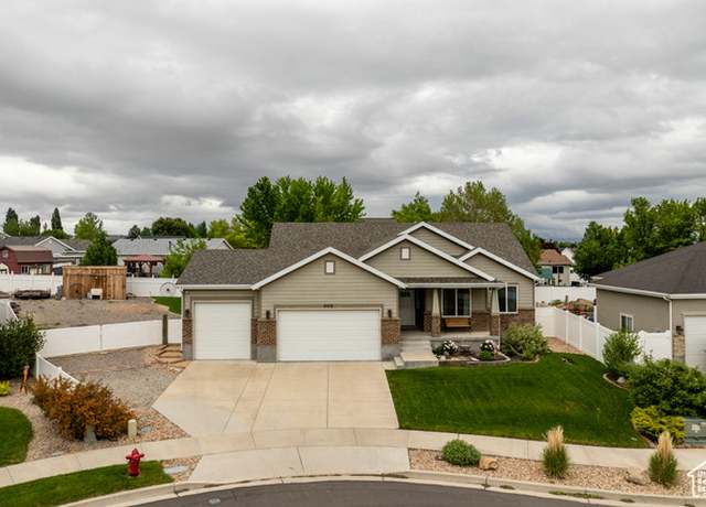 Property at 4916 W Blasting Cap Cir, Herriman, UT 84096, 5 beds, 3 baths
