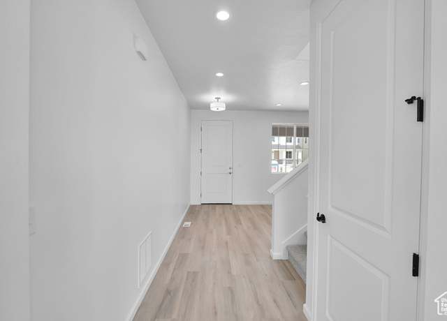 Property at 243 W 800 S #346, Willard, UT 84340, 4 beds, 2.5 baths