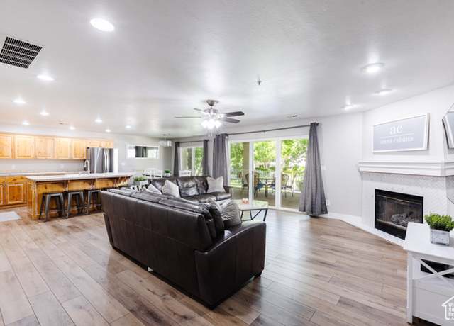 Property at 1845 W Canyon Dr. Dr, St. George, UT 84770, 3 beds, 3 baths