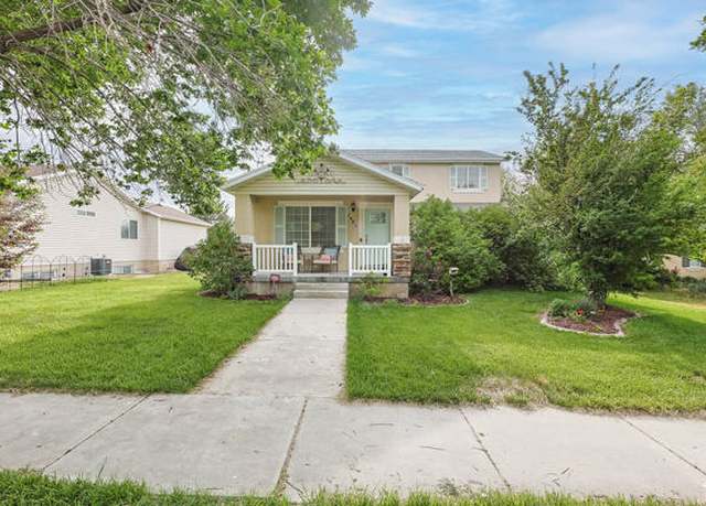 Property at 1405 N Durocher Ln W, Tooele, UT 84074, 6 beds, 3.5 baths
