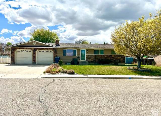 Property at 384 S 350 W, Vernal, UT 84078, 4 beds, 2 baths