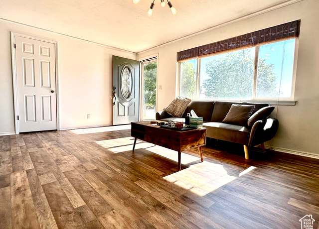 Property at 384 S 350 W, Vernal, UT 84078, 4 beds, 2 baths