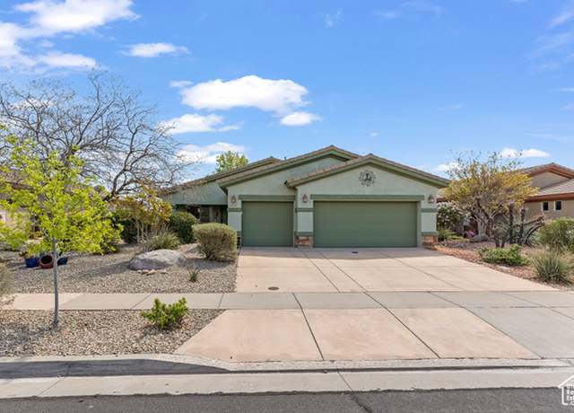 Property at 3352 E Sweetwater Springs Dr, Washington, UT 84780, 4 beds, 2 baths