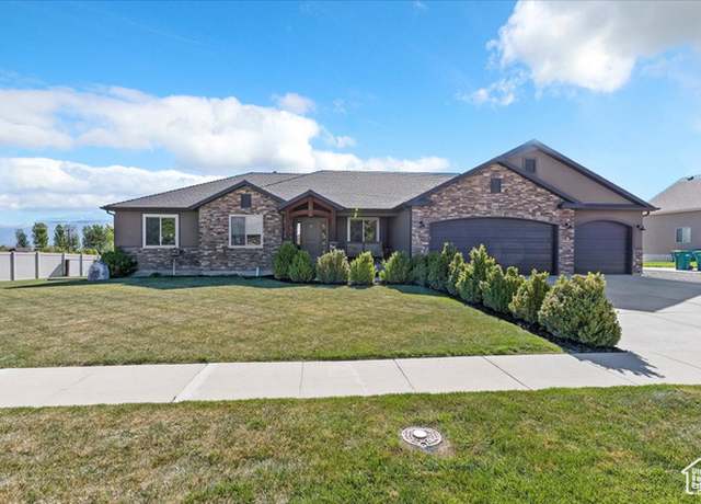 Property at 14441 S 3200 W, Bluffdale, UT 84065, 6 beds, 4 baths