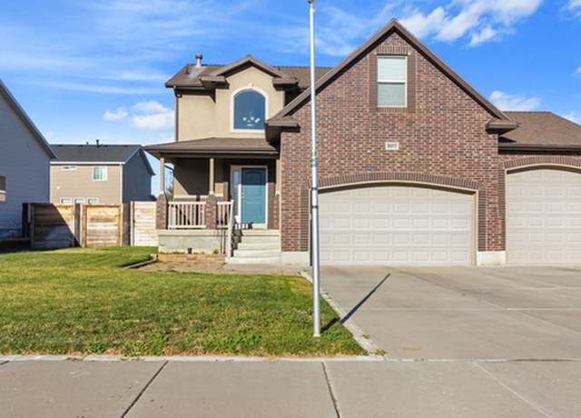 Property at 2077 N 1450 W, Clinton, UT 84015, 5 beds, 3.5 baths
