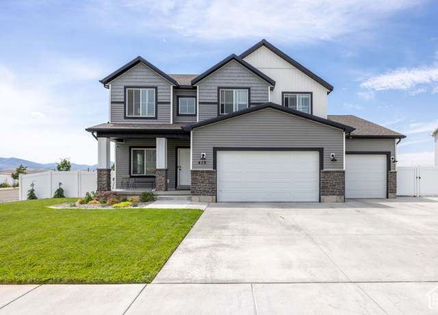 Property at 412 S 1170 E, Hyrum, UT 84319, 5 beds, 3.5 baths