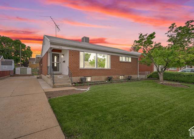 Property at 253 W 4775 S, Washington Terrace, UT 84405, 5 beds, 2 baths