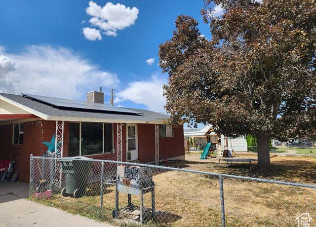 Property at 449 Marvista Ln, Tooele, UT 84074, 4 beds, 2 baths