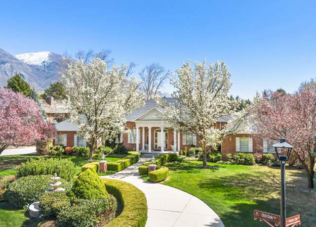 Property at 10354 N Hidden Oak Dr, Highland, UT 84003, 5 beds, 4 baths