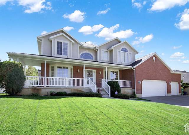 Property at 1843 Shoshone Dr, Ogden, UT 84403, 5 beds, 3.5 baths