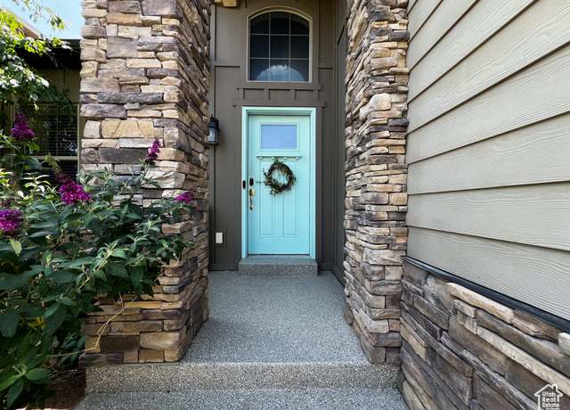 Property at 3828 E Turnberry Rd, Eagle Mountain, UT 84005, 5 beds, 3.5 baths