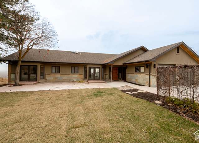 Property at 4756 S Deercreek Rd E, Salt Lake City, UT 84124, 6 beds, 3.5 baths