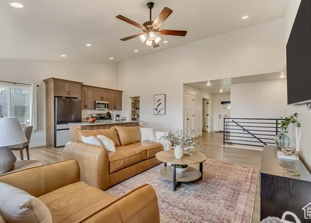 Property at 829 N 1200 E, Mapleton, UT 84664, 6 beds, 4 baths
