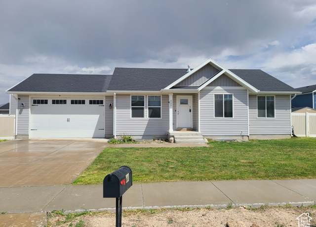 Property at 227 S Worthington St, Grantsville, UT 84029, 3 beds, 2 baths