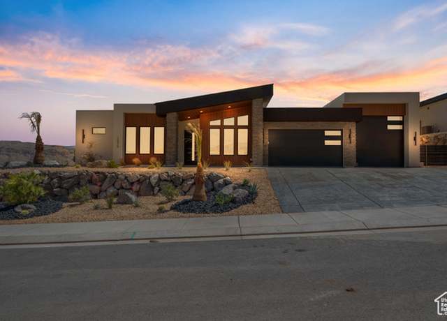 Property at 1575 W 840 S, Hurricane, UT 84737, 4 beds, 4 baths