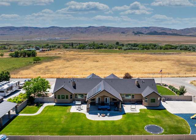 Property at 1405 S 200 W, Mona, UT 84645, 9 beds, 7.5 baths