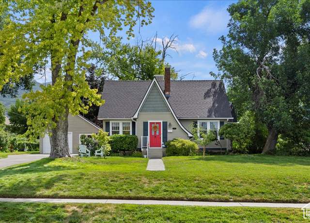 Property at 93 S 400 E, Kaysville, UT 84037, 3 beds, 1.5 baths