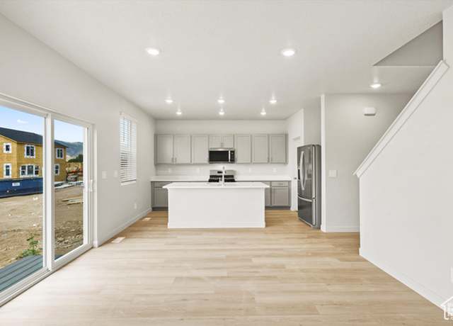 Property at 406 W 600 N #0039, Tooele, UT 84074, 3 beds, 2 baths