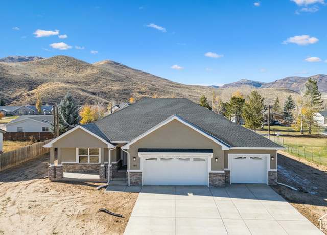 Property at 160 S 200 W, Henefer, UT 84033, 3 beds, 3 baths