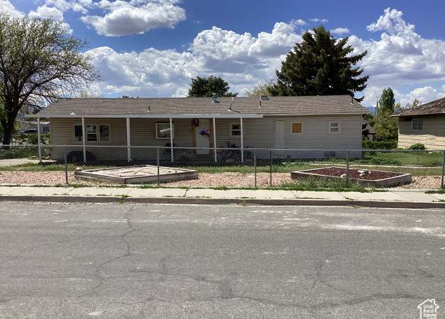 Property at 684 Fleetwood Dr, Tooele, UT 84074, 3 beds, 2 baths