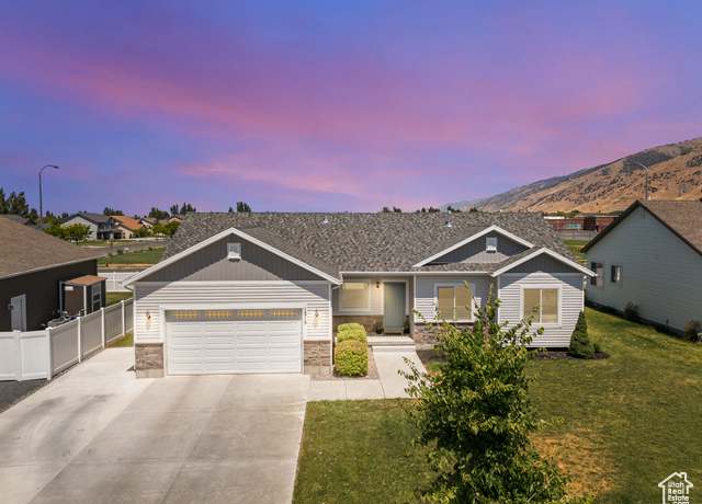 Property at 1215 E 330 S, Hyrum, UT 84319, 5 beds, 3 baths