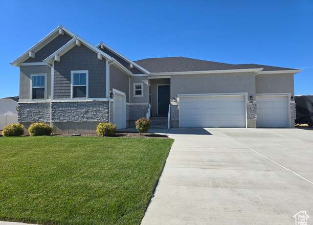 Property at 697 N 3275 W, Layton, UT 84041, 3 beds, 2.5 baths