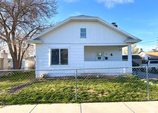 Property at 22 W 200 S, Tooele, UT 84074, 5 beds, 2.5 baths
