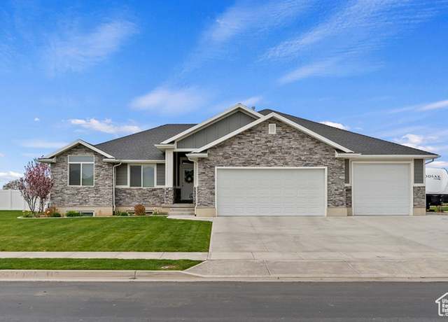 Property at 1795 N 4475 W, Plain City, UT 84404, 6 beds, 3 baths
