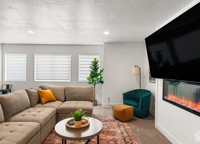 Property at 537 N Blue Lake St St, Garden City, UT 84028, 3 beds, 3 baths