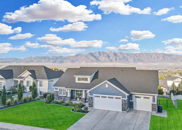 Property at 1073 S 540 E, Providence, UT 84332, 6 beds, 3 baths