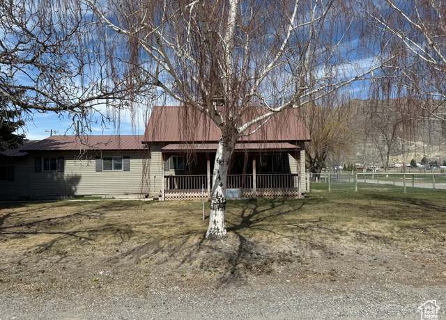 Property at 3060 W 2500 N, Arco, ID 83213, 4 beds, 2 baths