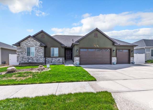Property at 5118 N Blackbrush Dr, Eagle Mountain, UT 84005, 6 beds, 4.5 baths