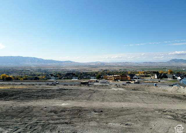 Property at 17 S 1100 St E #201, Hyde Park, UT 84318