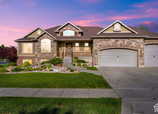 Property at 4836 S 5050 W, Hooper, UT 84315, 6 beds, 3 baths