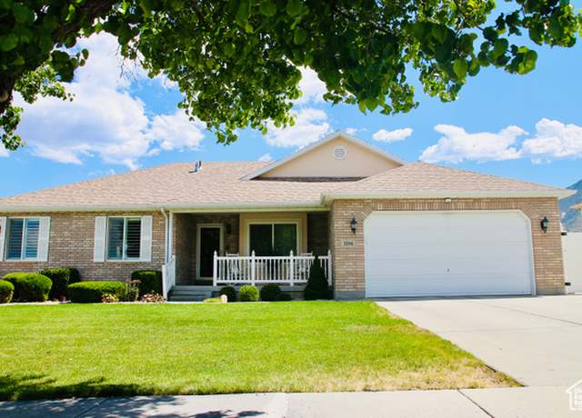Property at 1194 N 690 E, Tooele, UT 84074, 4 beds, 3 baths