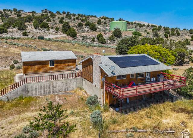 Property at 8043 W Hi Country Rd S, Herriman, UT 84096, 3 beds, 2 baths