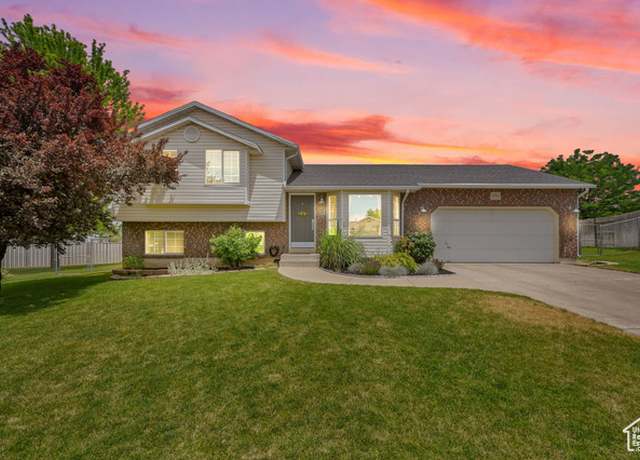 Property at 874 W 1145 N, Clinton, UT 84015, 4 beds, 2 baths