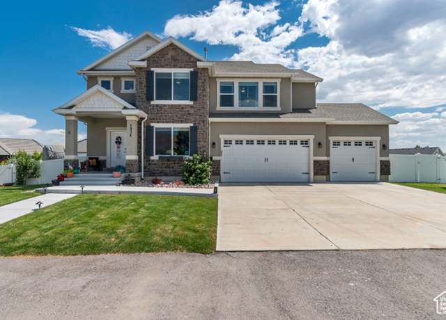 Property at 1934 E Sunnyvale Dr, Eagle Mountain, UT 84005, 5 beds, 3.5 baths