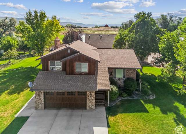 Property at 320 Pine Canyon Rd, Midway, UT 84049, 3 beds, 2.5 baths