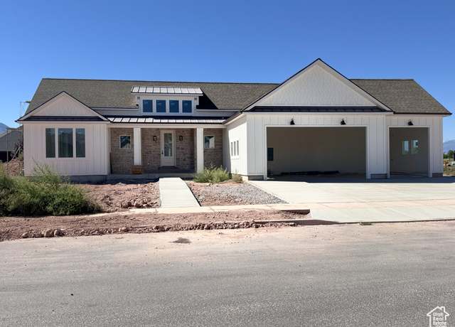 Property at 947 W Sawgrass Rd, Richfield, UT 84701, 3 beds, 2.5 baths